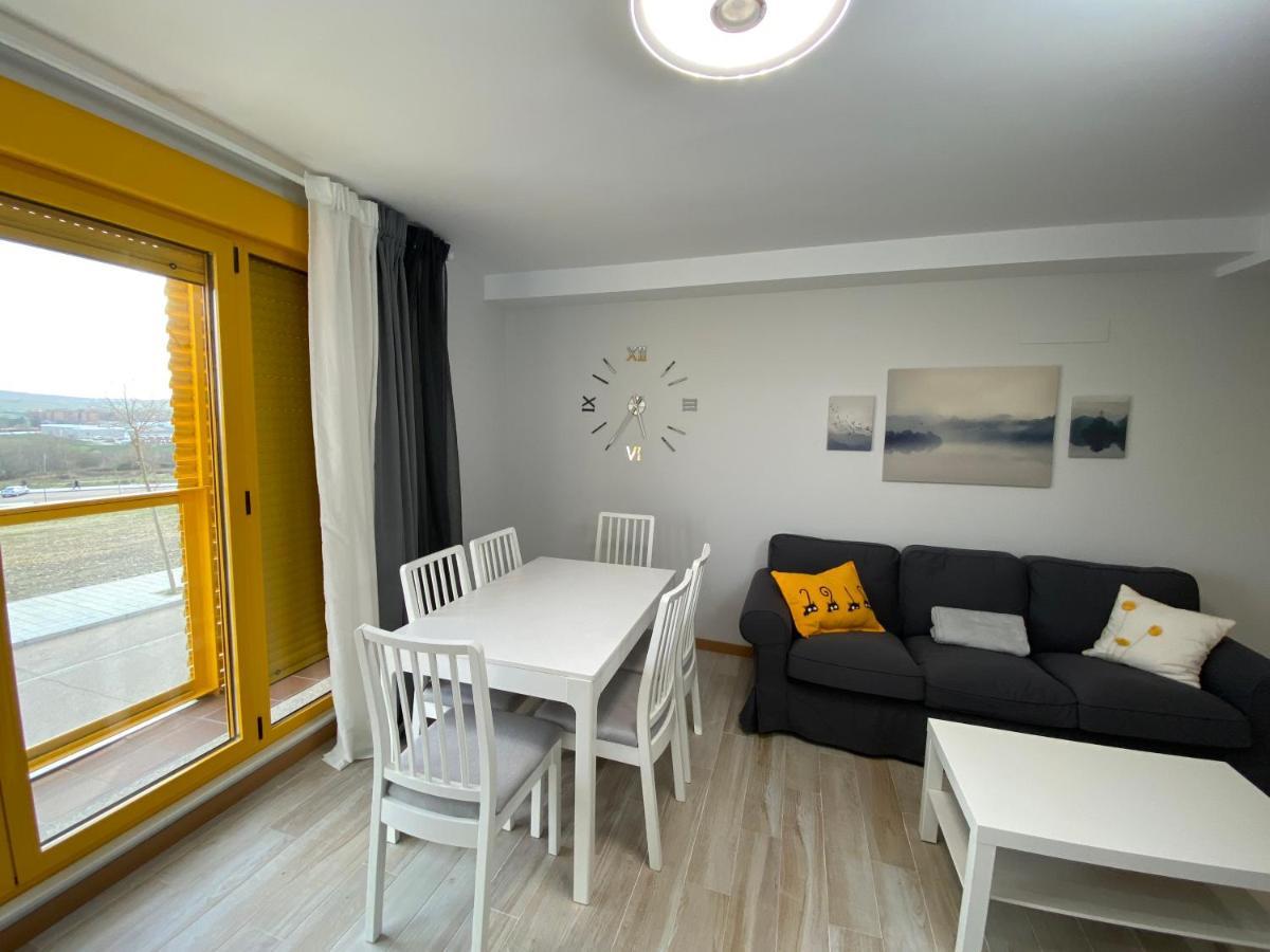 Apartamento Nuevo, Accesible Y Con Piscina !!! 萨拉曼卡 外观 照片