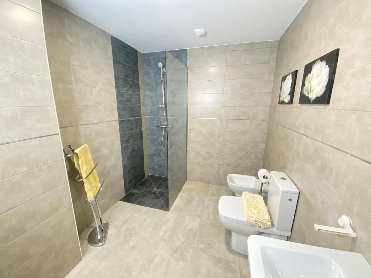 Apartamento Nuevo, Accesible Y Con Piscina !!! 萨拉曼卡 外观 照片
